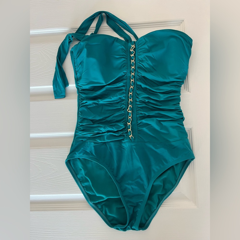Lilly Pulitzer Swim 
EUC size 8